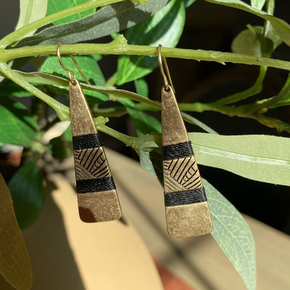 Earrings! 2” drop - Picture 2 of 3